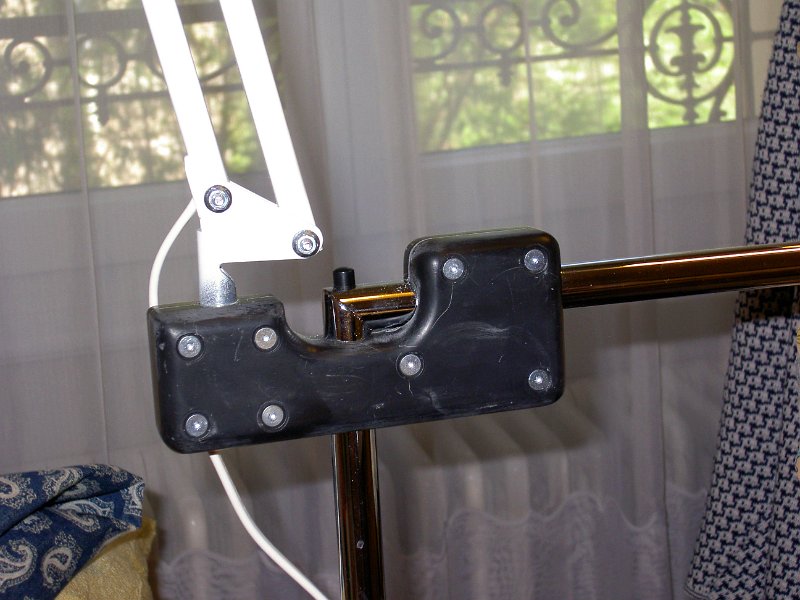 4_adaptation_lampe_lutrin.JPG